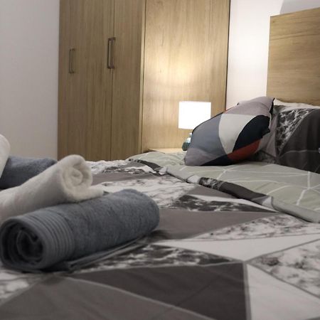 Sc6 - Modern & Spacious 2 Bed St. Paul's Bay Esterno foto